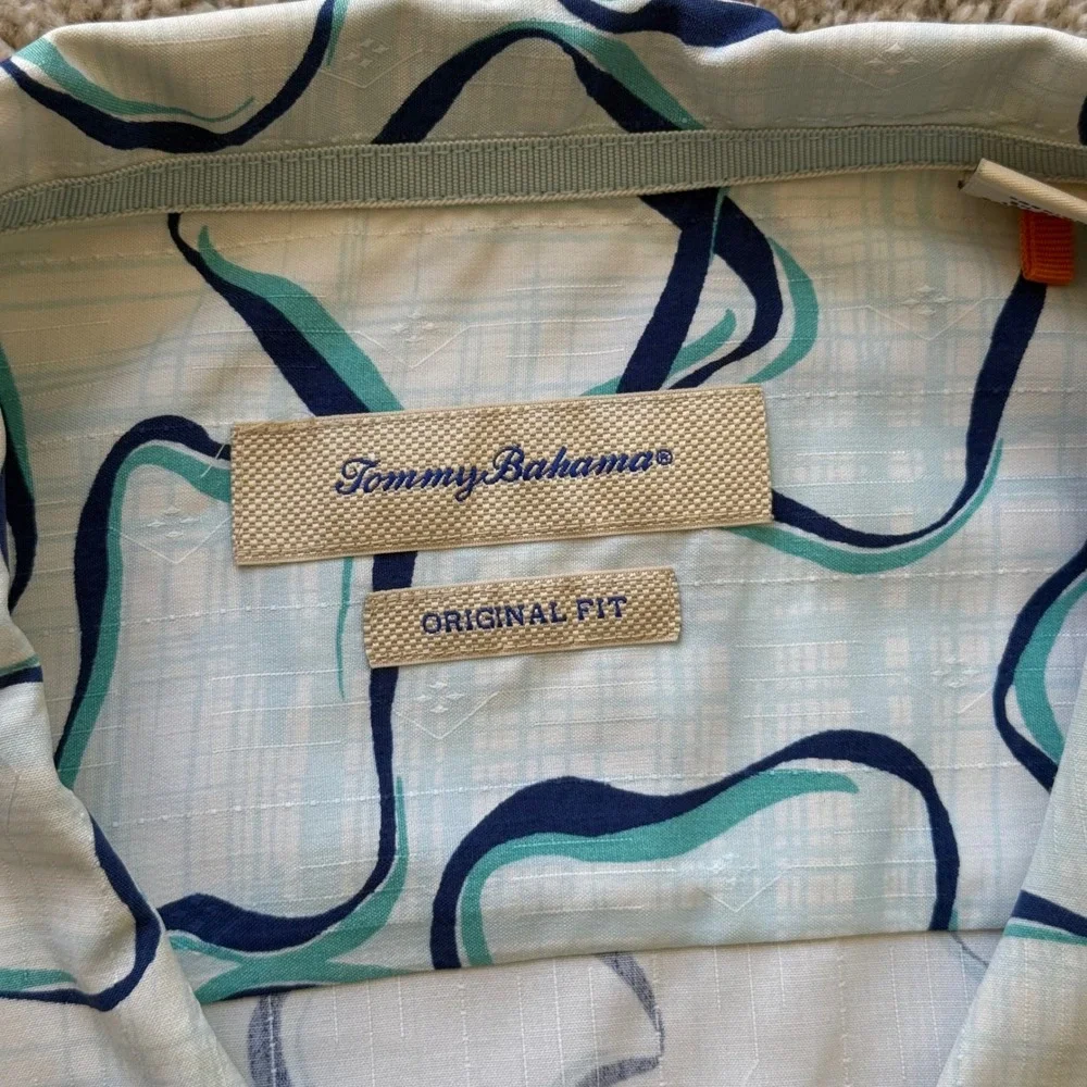 Tommy Bahama Button Down Men 3XL White Blue Silk Geometric Short Sleeve Shirt